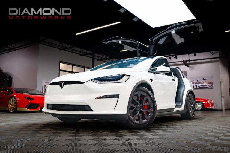 Tesla owners! Change your interior with - Diamond Car Mats